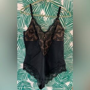 Pinsy sculpting lace shapewear bodysuit premium lace nwot sz XL
